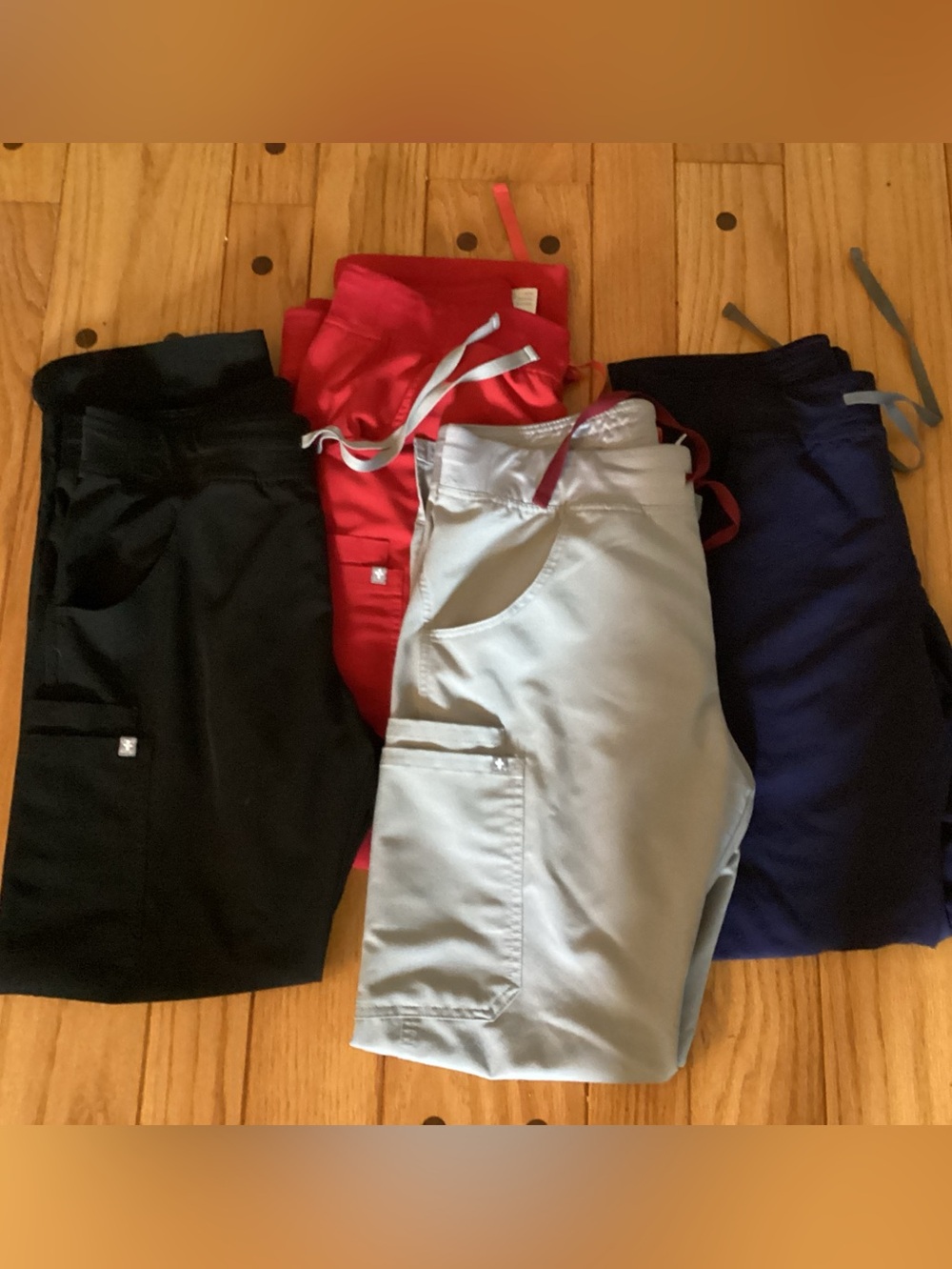 Figs scrub pants size M